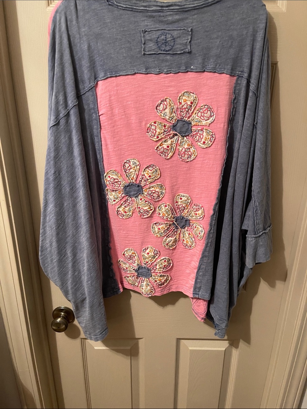 Blue Velvet, L, Washed Blue V-Neck Tunic with Pink Floral Sleeve Panels - Picture 5 of 5